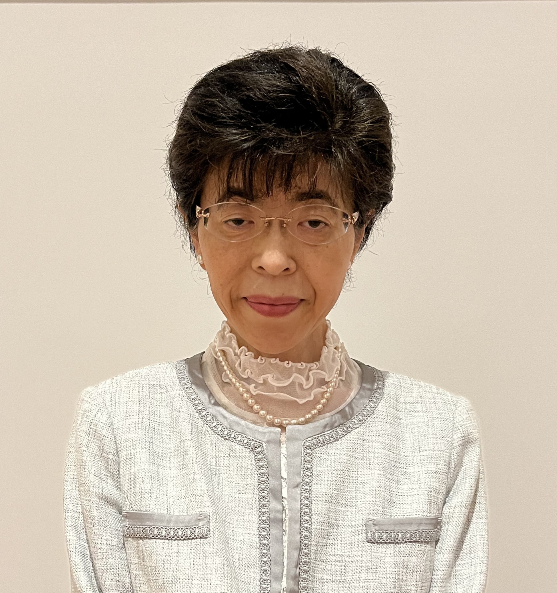 理事長 矢部真裕美